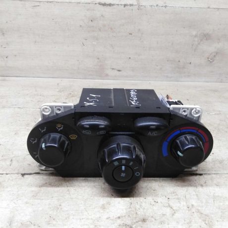 blok-upravleniia-peckoi-i-kondicionerom-hyundai-santa-fe-i-art-91952-big-4