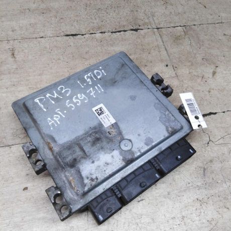 blok-upravleniia-dvigatelem-renault-megane-iii-art-92274-big-1