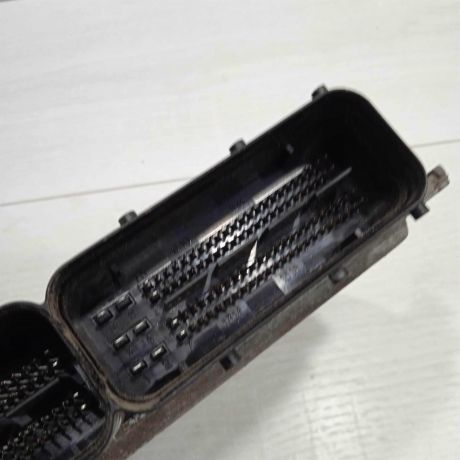 blok-upravleniia-dvigatelem-hyundai-ix35-i-art-93083-big-5