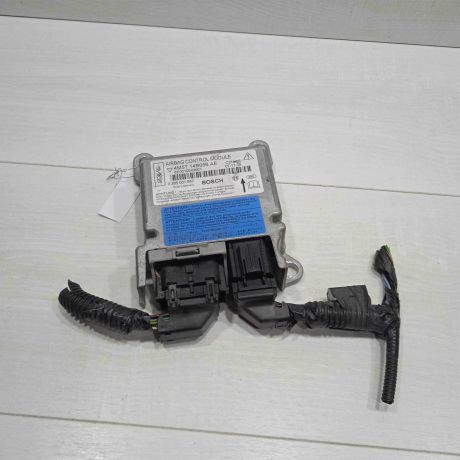 blok-upravleniia-airbag-poduskami-bezopasnosti-ford-c-max-art-93993-big-0