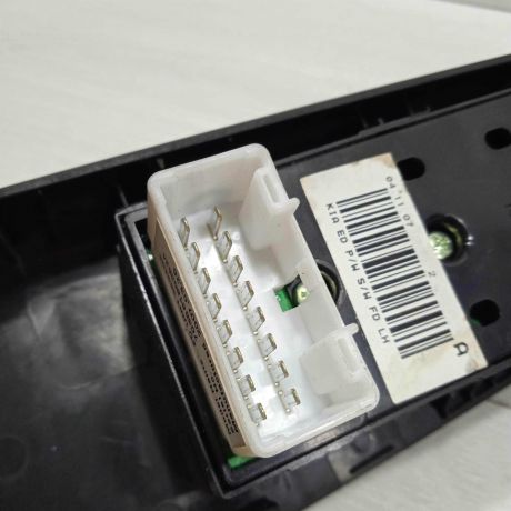 blok-upravleniia-steklopodieemnikami-kia-ceed-i-art-94642-big-5