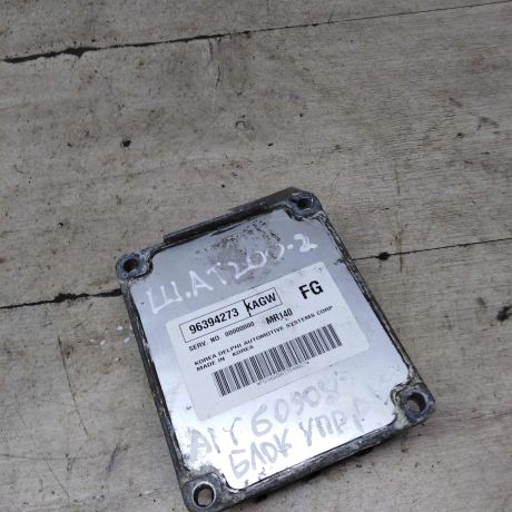blok-upravleniia-dvigatelem-chevrolet-aveo-t200-art-94865-big-2