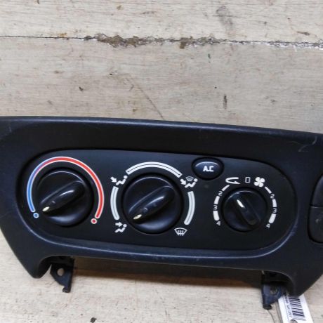 blok-upravleniia-peckoi-i-kondicionerom-renault-megane-i-art-95570-big-2