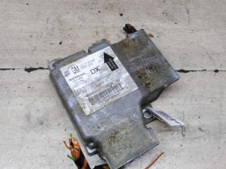 blok-upravleniia-airbag-poduskami-bezopasnosti-opel-vectra-c-art-95915