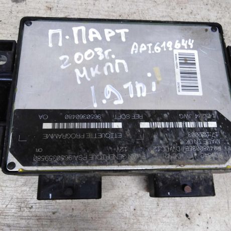 blok-upravleniia-dvigatelem-peugeot-partner-i-restailing-19-tdi-art-96070-big-2