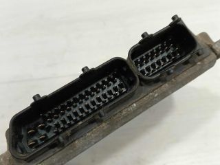 blok-upravleniia-dvigatelem-volkswagen-bora-20i-apk-art-96541