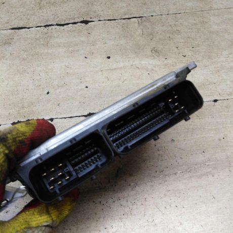 blok-upravleniia-dvigatelem-nissan-primera-p12-art-96823-big-1