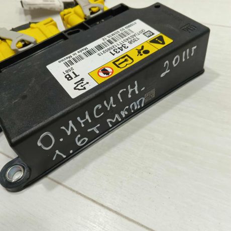 blok-upravleniia-airbag-poduskami-bezopasnosti-opel-insignia-i-art-97829-big-1