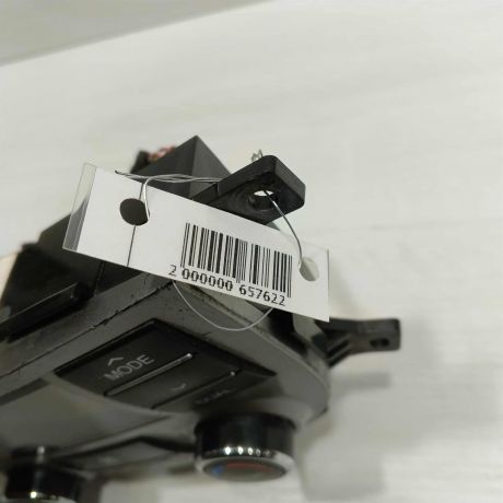 blok-upravleniia-peckoi-i-klimat-kontrol-hyundai-santa-fe-ii-art-98546-big-1