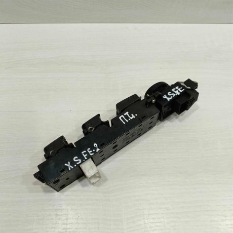 blok-upravleniia-steklopodieemnikami-hyundai-santa-fe-ii-art-98576-big-3