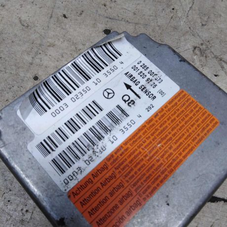 blok-upravleniia-airbag-poduskami-bezopasnosti-mercedes-c-klass-w203-kupe-art-98756-big-3