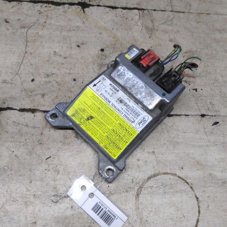 blok-upravleniia-airbag-ford-focus-i-art-100768-big-1