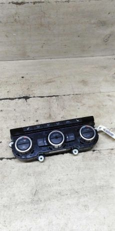 blok-upravleniia-peckoi-i-klimat-kontrolem-volkswagen-jetta-vi-art-100974-big-0