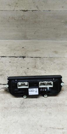 blok-upravleniia-peckoi-i-klimat-kontrolem-volkswagen-jetta-vi-art-100974-big-4