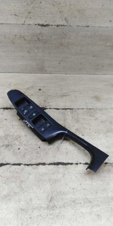 blok-upravleniia-steklopodieemnikami-volkswagen-jetta-vi-art-100985-big-0