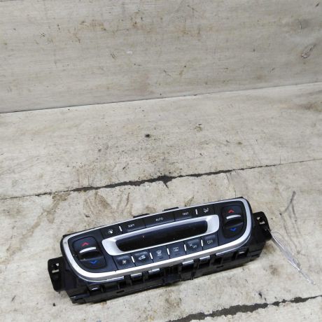blok-upravleniia-peckoi-i-klimat-kontrolem-renault-fluence-i-art-101590-big-0