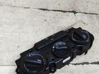 blok-upravleniia-peckoi-i-kondicionerom-volkswagen-jetta-vi-art-101682
