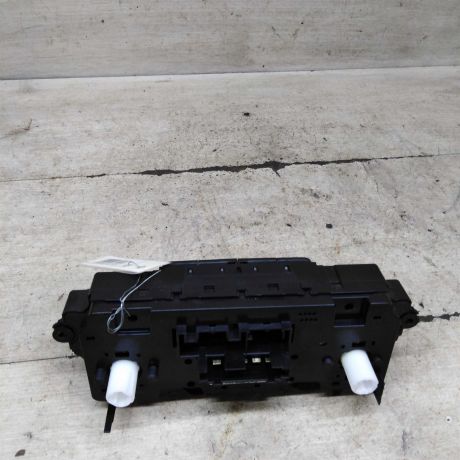 blok-upravleniia-peckoi-i-kondicionerom-volkswagen-jetta-vi-art-101682-big-2