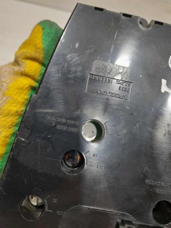 blok-upravleniia-peckoi-volvo-s80-art-101721-big-1