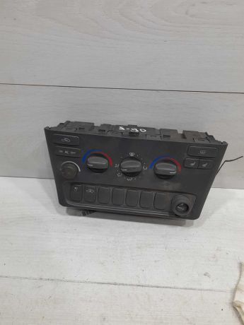 blok-upravleniia-peckoi-volvo-s80-art-101781-big-0