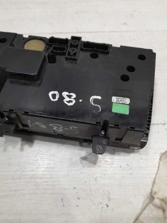 blok-upravleniia-peckoi-volvo-s80-art-101781-big-3
