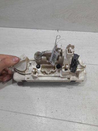 blok-upravleniia-peckoi-i-kondicionerom-renault-megane-ii-art-102450-big-6