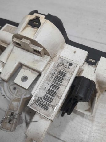 blok-upravleniia-peckoi-i-kondicionerom-renault-megane-ii-art-102450-big-5