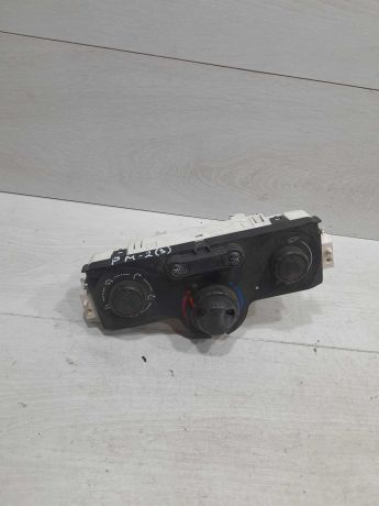 blok-upravleniia-peckoi-i-kondicionerom-renault-megane-ii-art-102455-big-0