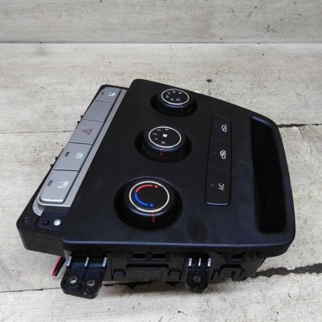 blok-upravleniia-peckoi-i-kondicionerom-geely-emgrand-x7-art-103189-big-3
