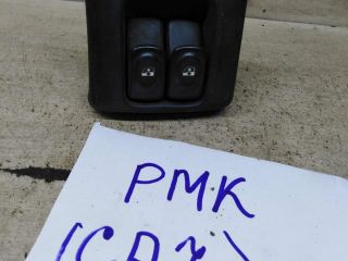 blok-upravleniia-steklopodieemnikami-renault-megane-i-art-103784