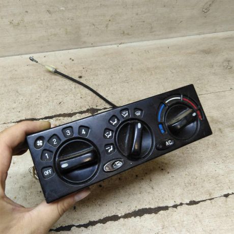 blok-upravleniia-peckoi-i-kondicionerom-daewoo-espero-art-104111-big-0