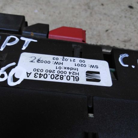 blok-upravleniia-peckoi-i-kondicionerom-seat-cordoba-ii-art-104139-big-1