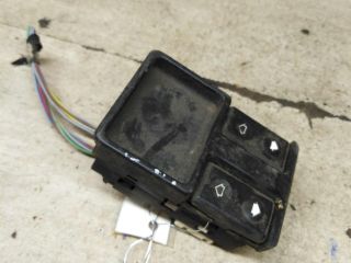 blok-upravleniia-steklopodieemnikami-bmw-e34-art-104324