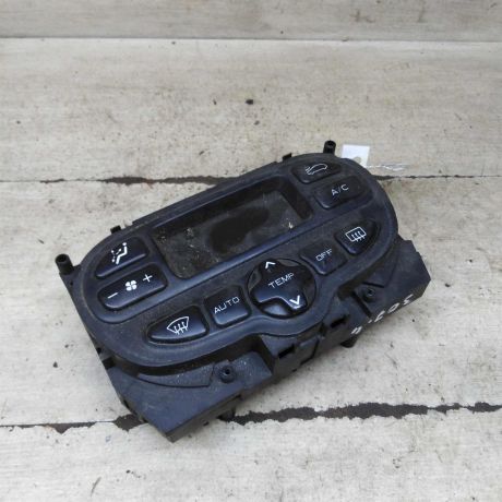 blok-upravleniia-peckoi-i-kondicionerom-peugeot-307-art-104705-big-0