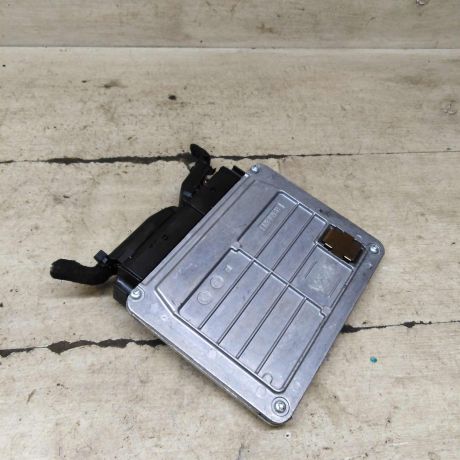 blok-upravleniia-dvigatelem-volkswagen-passat-b5-gp-audi-a4-b6-audi-a4-b7-art-104772-big-2