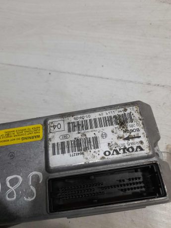 blok-upravleniia-airbag-volvo-s80-art-104777-big-2