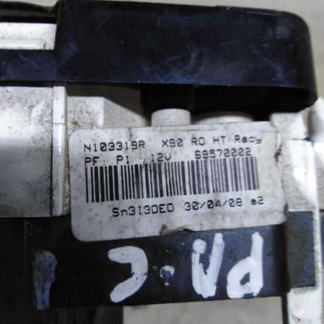 blok-upravleniia-peckoi-i-kondicionerom-renault-logan-i-art-105003-big-5