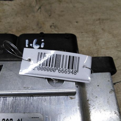 blok-upravleniia-dvigatelem-volkswagen-jetta-vi-art-105257-big-1