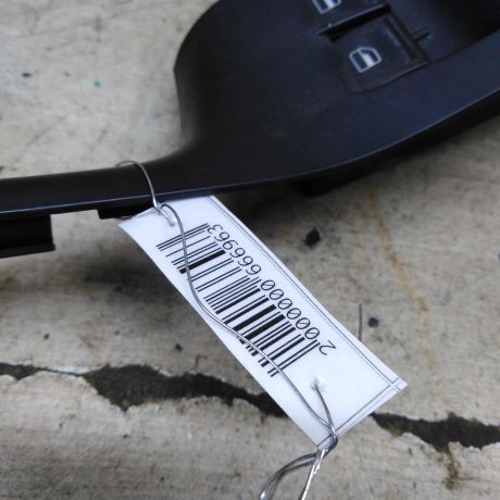blok-upravleniia-steklopodieemnikami-volkswagen-jetta-vi-art-105369-big-1