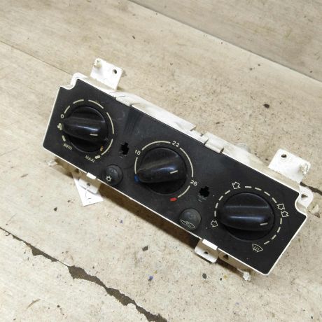 blok-upravleniia-peckoi-i-kondicionerom-citroen-xsara-wagon-art-105431-big-1