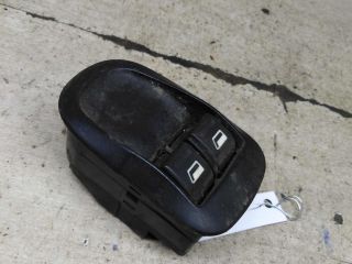 blok-upravleniia-steklopodieemnikami-peugeot-206-art-105613