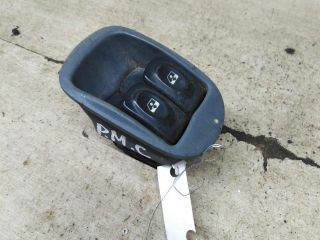 blok-upravleniia-steklopodieemnikami-renault-scenic-i-dorestailing-art-105633