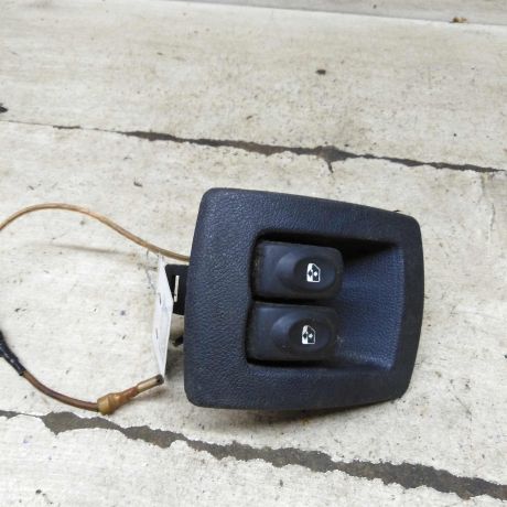 blok-upravleniia-steklopodieemnikami-renault-sandero-i-art-105650-big-0
