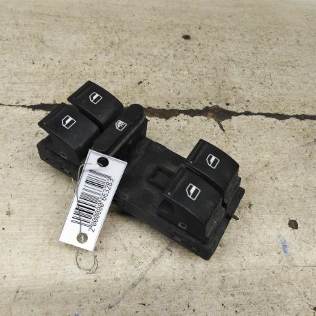 blok-upravleniia-steklopodieemnikami-volkswagen-jetta-5-art-105948-big-0