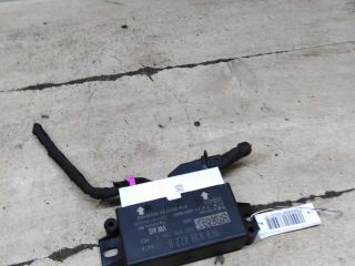 blok-upravleniia-parktronikami-volkswagen-jetta-vi-art-106038