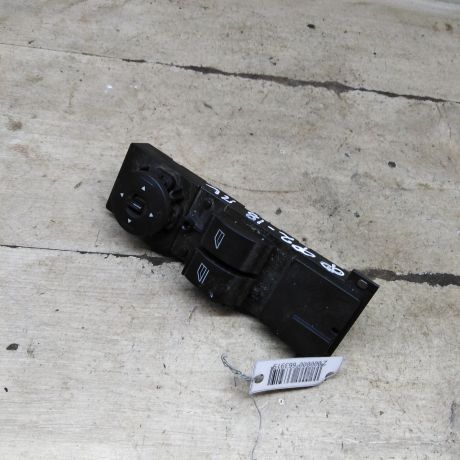 blok-upravleniia-steklopodieemnikami-ford-focus-2-art-106367-big-0