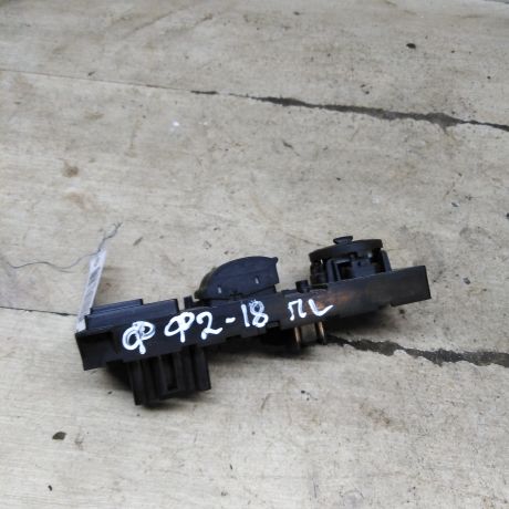 blok-upravleniia-steklopodieemnikami-ford-focus-2-art-106367-big-5