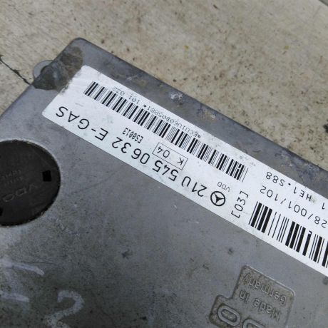 blok-upravleniia-dvigatelem-a2105450632-e320-32i-mercedes-e-klass-w210-art-106456-big-3