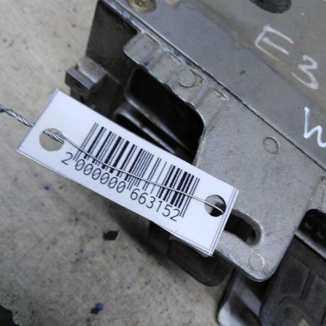 blok-upravleniia-dvigatelem-a2105450632-e320-32i-mercedes-e-klass-w210-art-106456-big-4