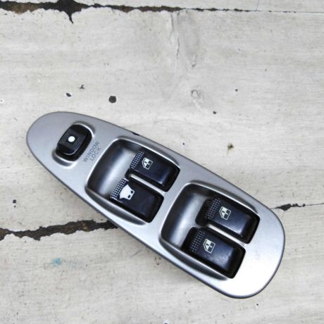 blok-upravleniia-steklopodieemnikami-kia-shuma-ii-kia-spectra-ii-art-107191-big-0